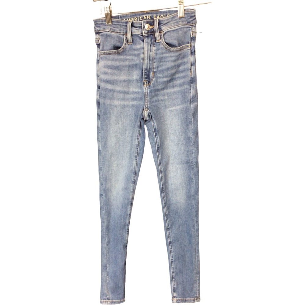 American Eagle Outfitters Light Wash High-Rise Skinny Jeans